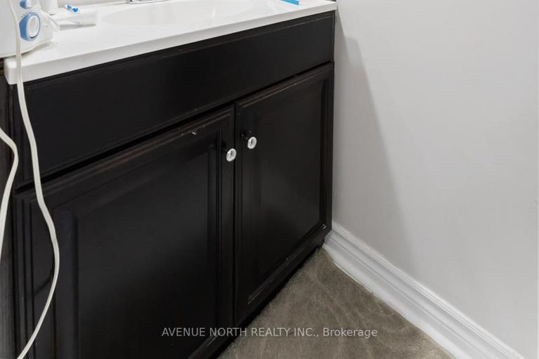 29144847/32-1741-lamoureux-drive/queenswood-heights-south/ottawa/ontario/K1E2N3_14