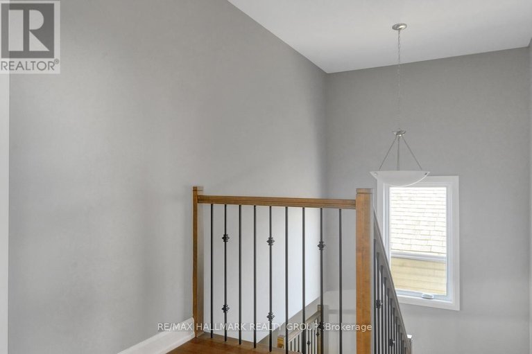 29228847/609-misty-street/village-of-russell/russell/ontario/K4R0G3_20