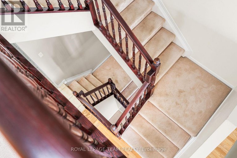 28624237/544-renaissance-drive/avalon-east/ottawa/ontario/K4A4E8_17