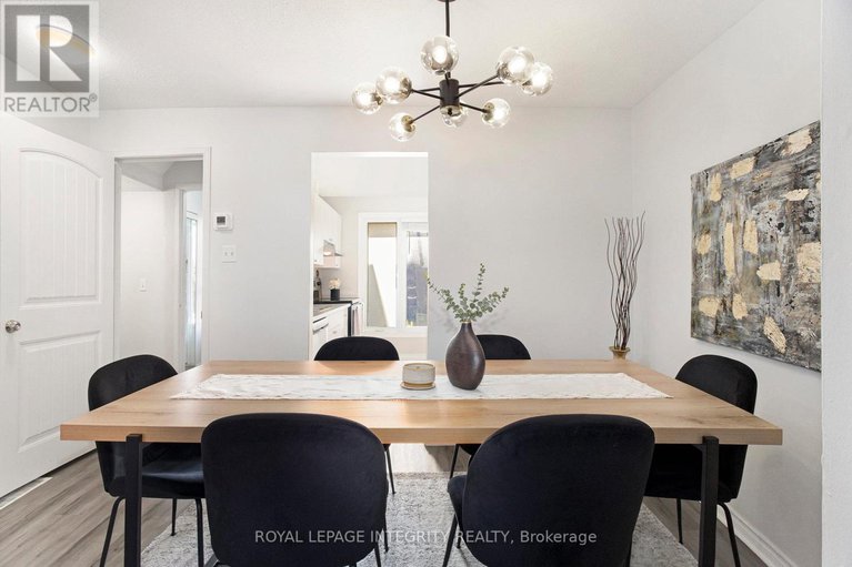 29017801/17-3333-mccarthy-road/hunt-clubwestern-community/ottawa/ontario/K1V9X5_9
