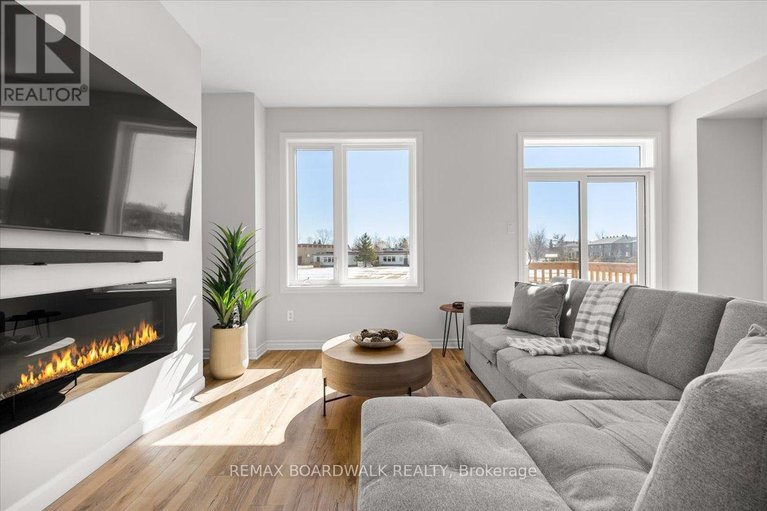 29543323/297-labelle-street/embrun/russell/ontario/K0A1W0_22