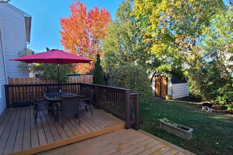 29065358/27-benlark-road/on-the-green/ottawa/ontario/K2J2L5_29