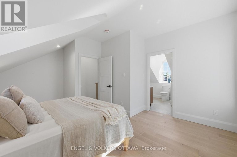 29649228/71-thomas-street/new-edinburgh/ottawa/ontario/K1M1M7_34