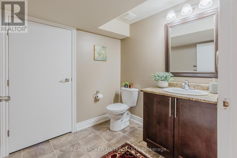 29687993/279-currell-avenue/westborohampton-park/ottawa/ontario/K1Z7J5_36