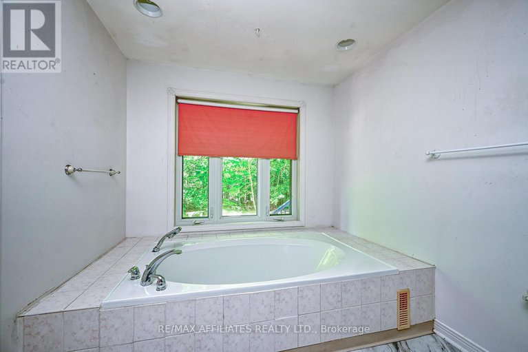 28528150/122-church-avenue/drummondnorth-elmsley-north-elmsley-twp/drummondnorth-elmsley/ontario/K7H0H1_27