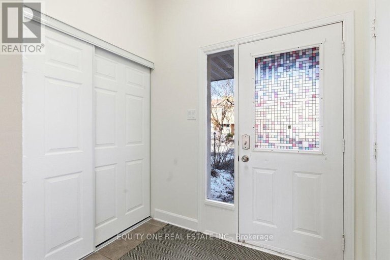 29451854/35-willwood-crescent/cedargrovefraserdale/ottawa/ontario/K2J4B2_4