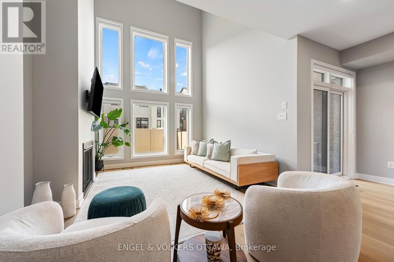 29104640/517-cobra-crescent/emerald-meadowstrailwest/ottawa/ontario/K2V0T6_15