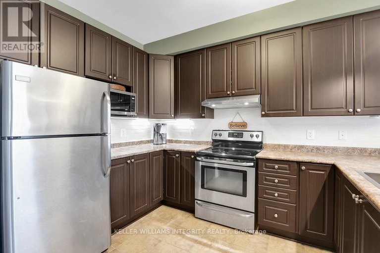 28498842/101-hawkeswood-drive/riverside-southgloucester-glen/ottawa/ontario/K4M0C1_11