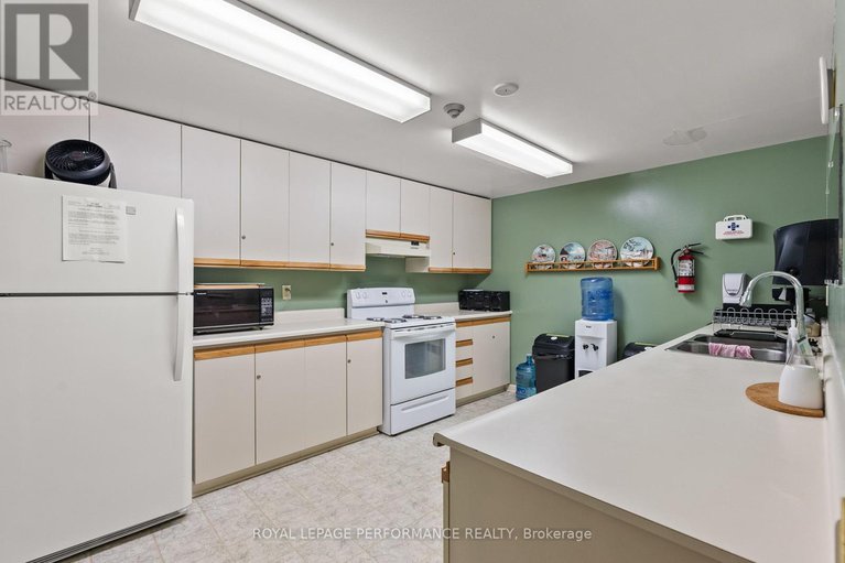 28967483/unit-407-200-lafontaine-avenue/vanier/ottawa/ontario/K1L8K8_31