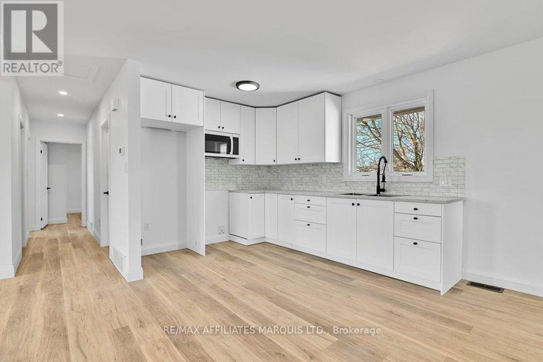 28278854/2140-valley-street/moose-creek/north-stormont/ontario/K0C1W0_10