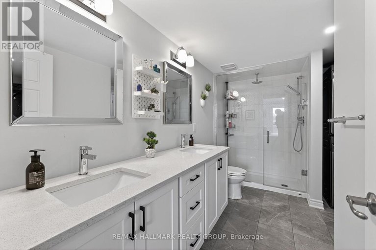 28509446/551-takamose-private/cfb-rockcliffe-and-area/ottawa/ontario/K1K5A5_24
