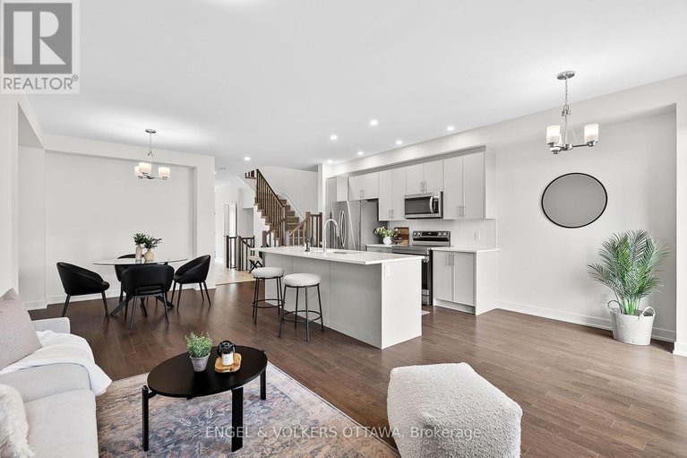28268548/275-finsbury-avenue/stittsville-south/ottawa/ontario/K2S2Y2_9