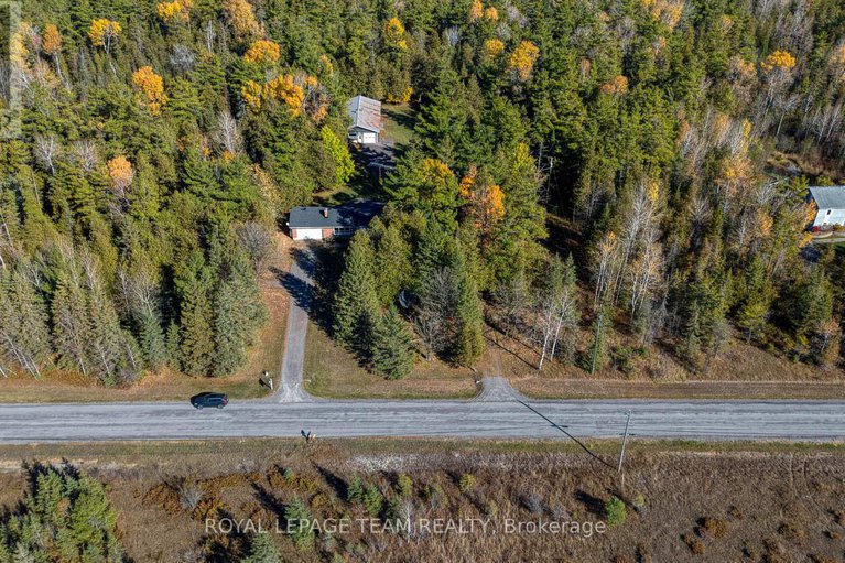 29056682/1674-burnt-lands-road/huntley-ward-north-west/ottawa/ontario/K0A1L0_33
