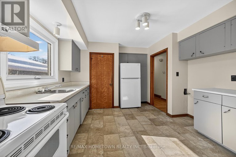 29417335/189-reynolds-drive/brockville/brockville/ontario/K6V1X3_15