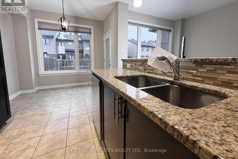 29142673/232-cooks-mill-crescent/riverside-south/ottawa/ontario/K1V2N1_12