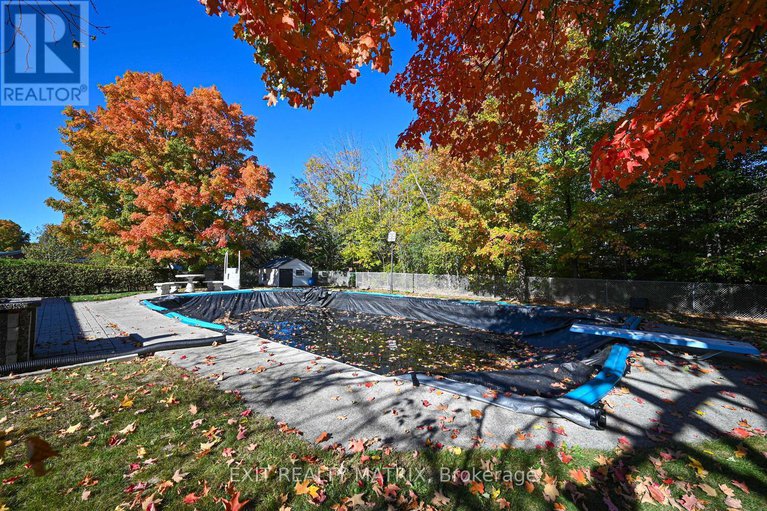 28940721/7719-lawrence-street/vernon/ottawa/ontario/K0A3J0_21