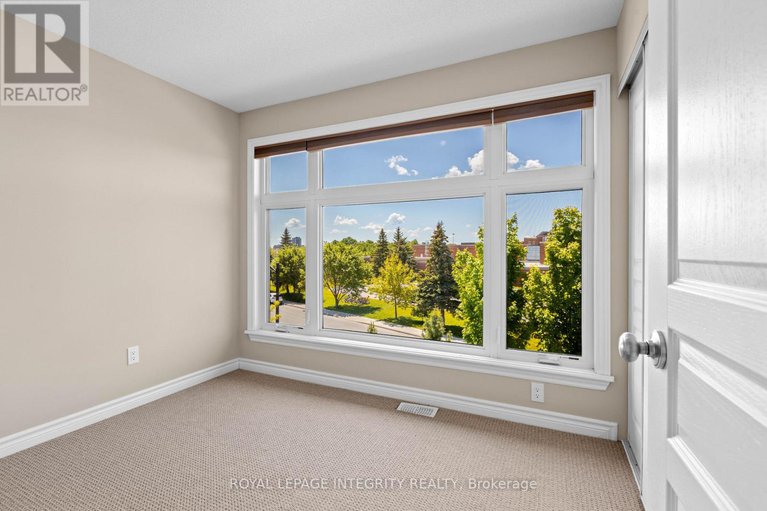 28556469/266-leather-leaf-terrace/longfields/ottawa/ontario/K2J5Z5_28