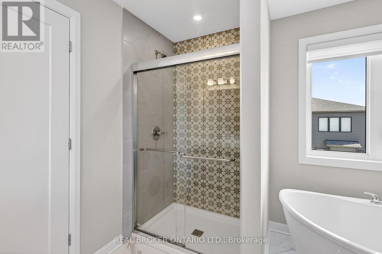 29584603/548-anchor-circle/mahogany-community/ottawa/ontario/K2B7Z5_24