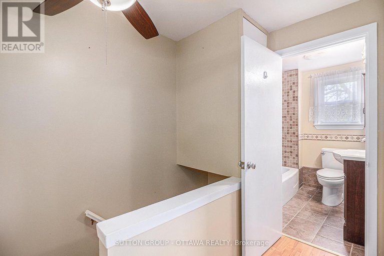 28297089/1341-raven-avenue/carlington/ottawa/ontario/K1Z7Y3_14