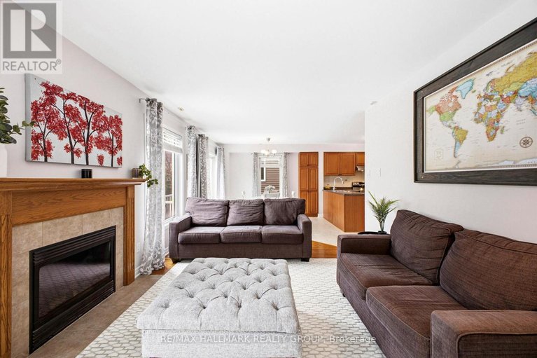 29564605/92a-upney-drive/longfields/ottawa/ontario/K2J5H3_22