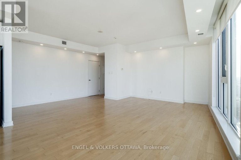 29456144/2401-179-metcalfe-street/ottawa-centre/ottawa/ontario/K2P1P7_10