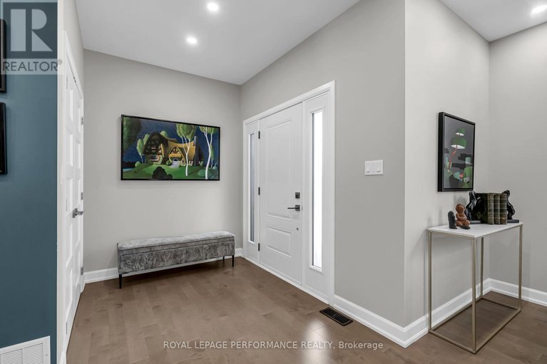 28627551/4-matthew-kieran-crescent/long-sault/south-stormont/ontario/K0C1P0_5