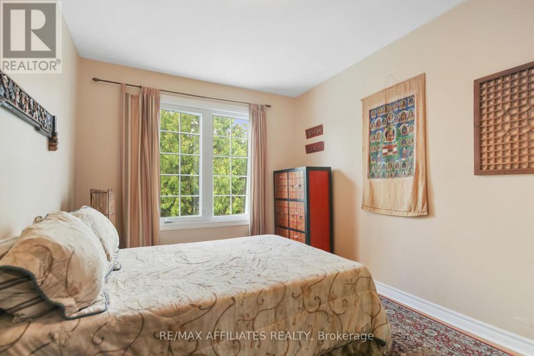 28825301/1065-meadowlands-drive/carleton-square/ottawa/ontario/K2C0K5_19