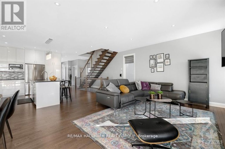 29540053/250-richardson-avenue/woodroffe/ottawa/ontario/K2B5G6_16