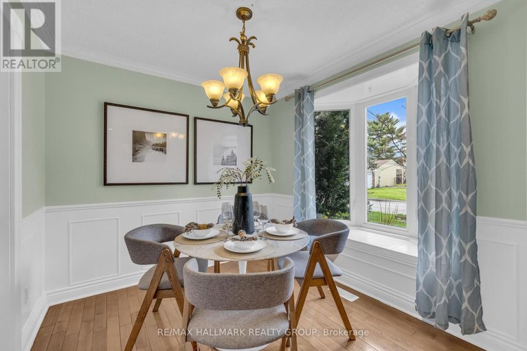 28280542/8-scharf-lane/glencairnhazeldean/ottawa/ontario/K2L2K2_8