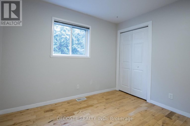 29595435/23-wood-street/lancaster/south-glengarry/ontario/K0C1N0_13