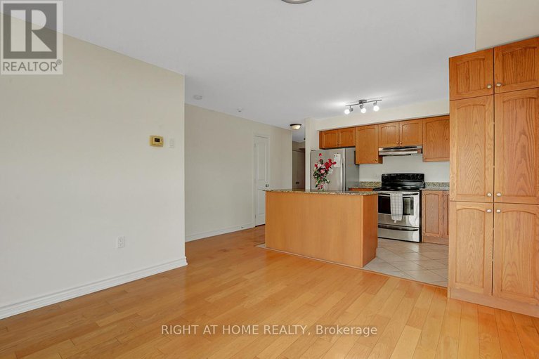 28433463/301-14-norice-street/meadowlandscrestview/ottawa/ontario/K2G2X4_10