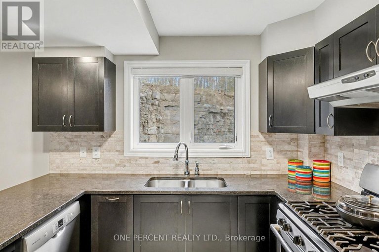 29117239/242a-titanium-private/convent-glen-north/ottawa/ontario/K1C0A5_18