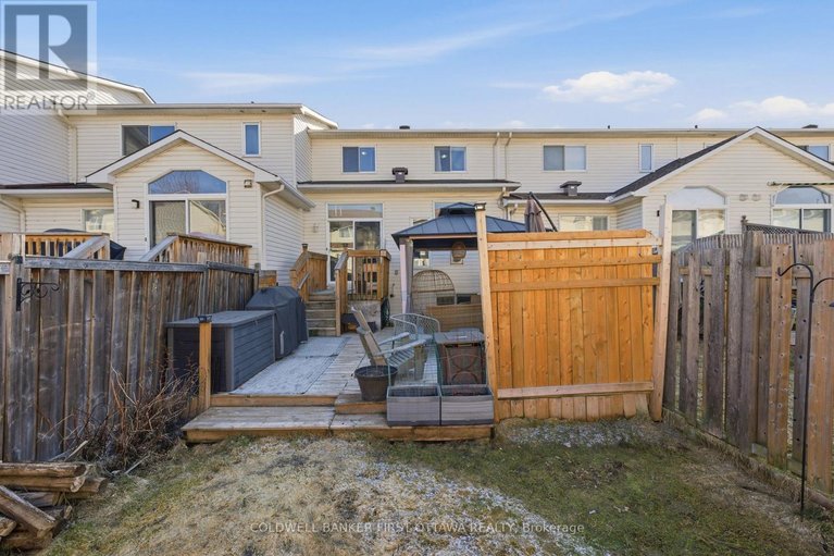 29644136/1902-hennessy-crescent/fallingbrookgardenway-south/ottawa/ontario/K4A3X7_35