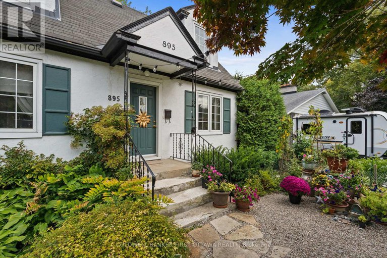 28932809/895-dundee-avenue/queensway-terrace-north/ottawa/ontario/K2B5T2_6