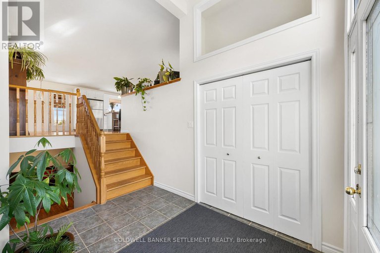 29002354/261-thomson-road/drummond-n-elmsley-drummond-twp/drummondnorth-elmsley/ontario/K7H0L9_6