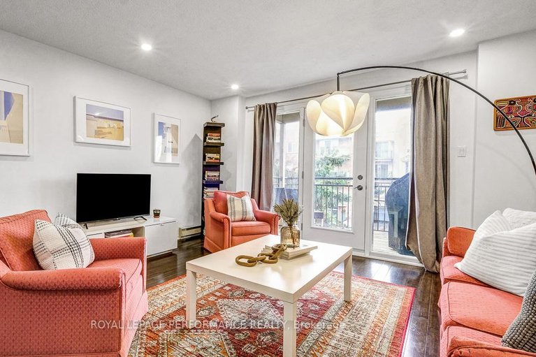 29619471/2d-4-columbus-avenue/overbrook/ottawa/ontario/K1K1R3_16