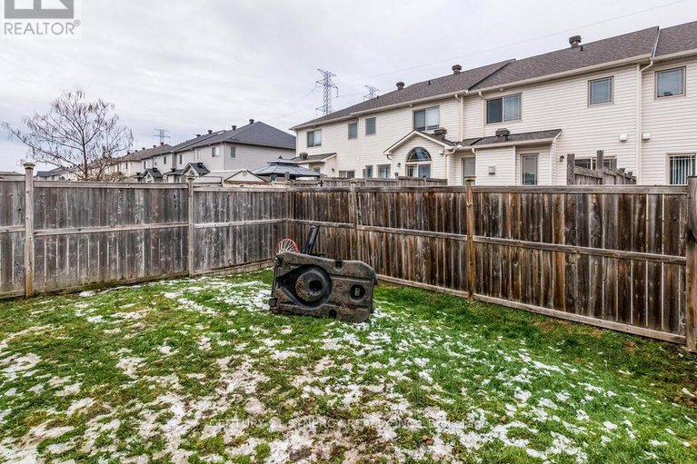 29507569/634-moorpark-avenue/emerald-meadowstrailwest/ottawa/ontario/K2M0H8_36