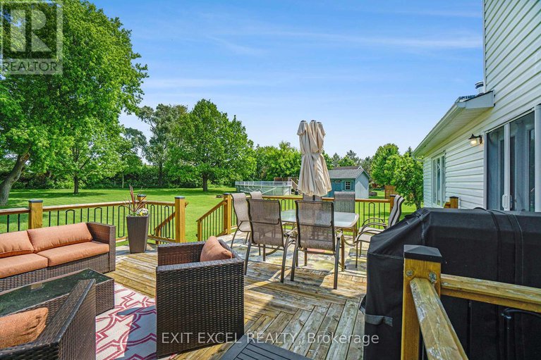 28425414/1551-stanleyfield-crescent/greely/ottawa/ontario/K4P1M7_26