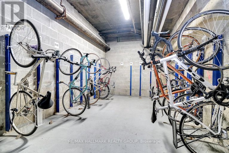 29425876/105-505-st-laurent-boulevard/viscount-alexander-park/ottawa/ontario/K1K3X4_44