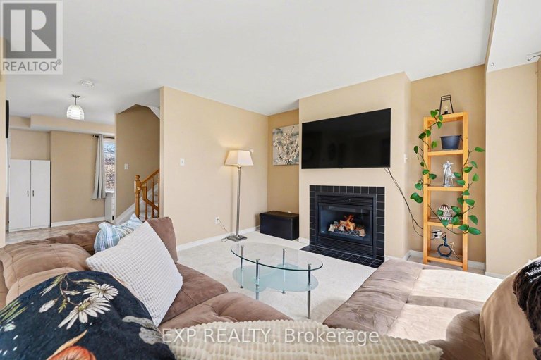 29666141/8-barnaby-private/overbrookcastle-heights/ottawa/ontario/K1K4S4_10