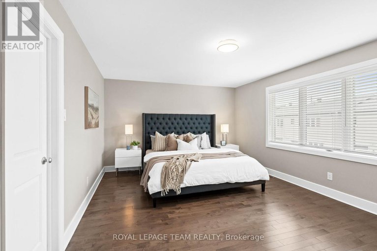 28459727/24-knockaderry-crescent/half-moon-bay/ottawa/ontario/K2J6H2_30
