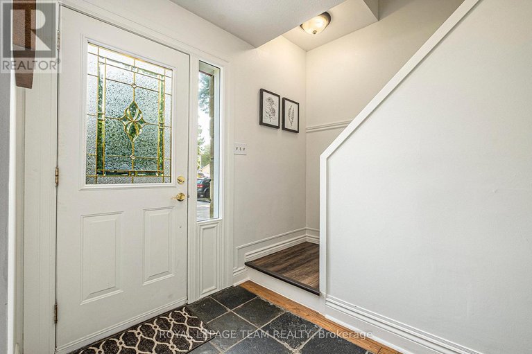 28708364/32-butterwick-street/munster/ottawa/ontario/K0A3P0_2