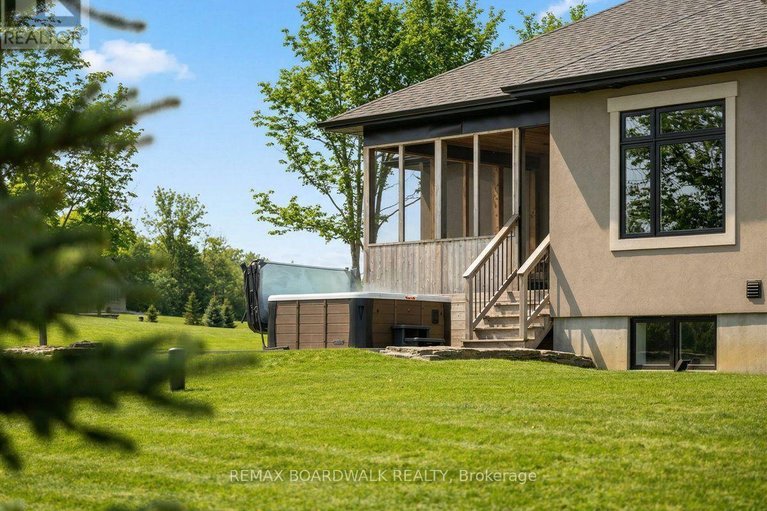 29565917/137-coyles-drive-s/beckwith-twp/beckwith/ontario/K0A1B0_45