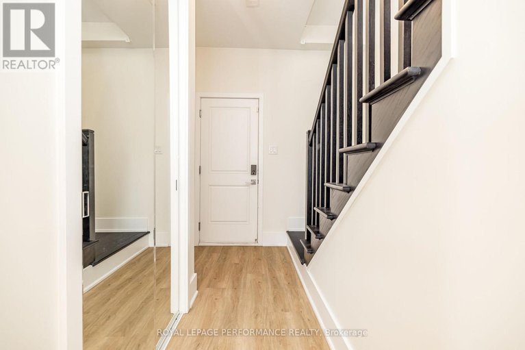 29270056/225-makadewa-private-w/cfb-rockcliffe-and-area/ottawa/ontario/K1K0P2_7