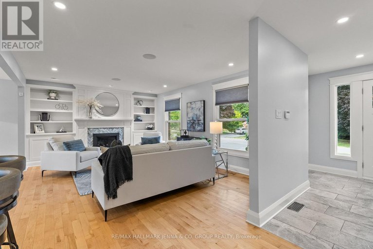 28864711/6577-michelangelo-court/north-gower/ottawa/ontario/K0A2T0_6