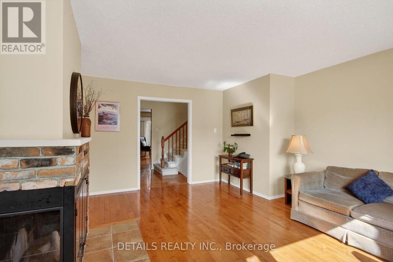 29471494/37-gillespie-crescent-n/hunt-club-woods/ottawa/ontario/K1V0C1_14