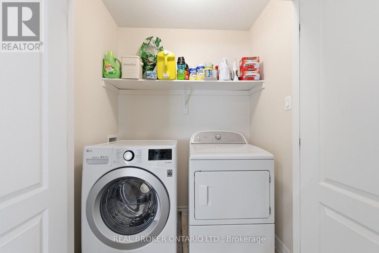 29636958/417-stalwart-crescent/blossom-parkkemp-parkfindlay-creek/ottawa/ontario/K1T0H2_32