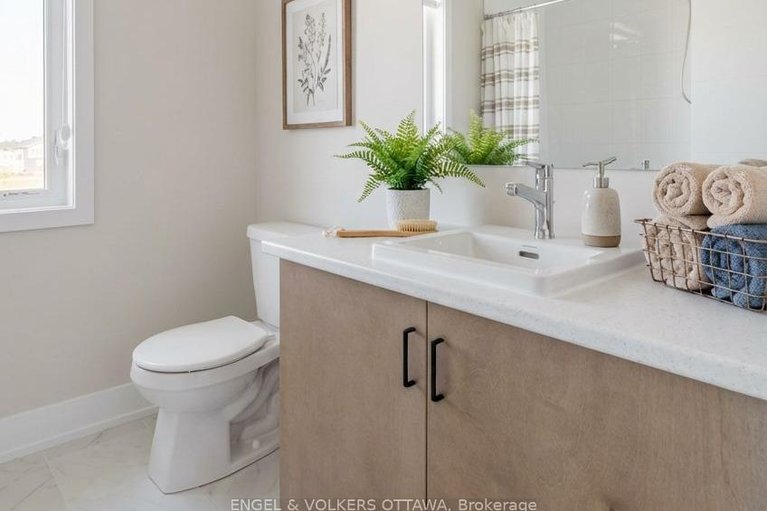 29671644/660-terrier-circle-s/goulbourn-twp-from-franktown-rdsouth-to-rideau/ottawa/ontario/K0A2Z0_19