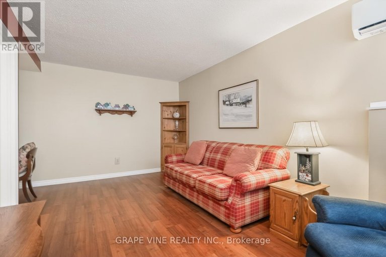 29662383/36-177-salter-crescent/beaverbrook/ottawa/ontario/K2K1Y9_27