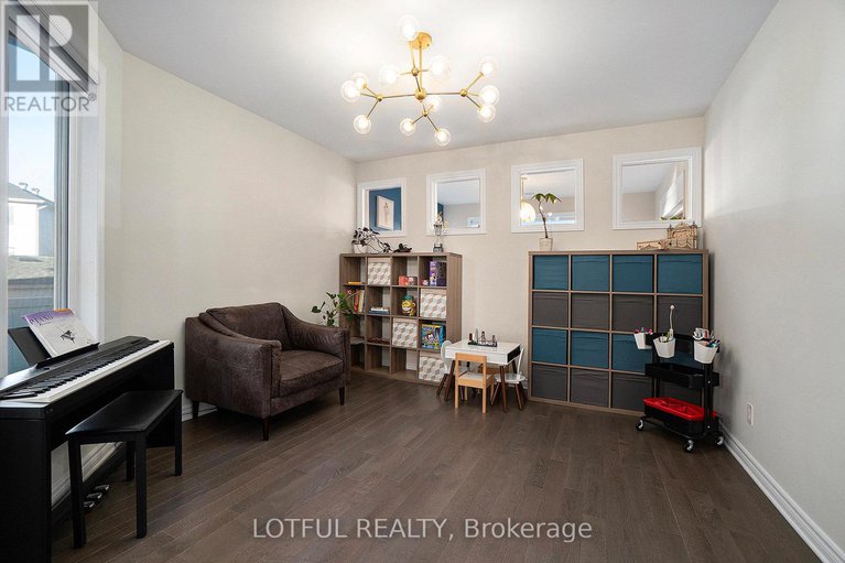 28946318/71-aridus-crescent/remainder-of-stittsville-area/ottawa/ontario/K2S2L3_8
